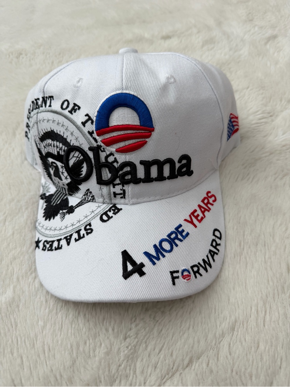 White Embroidered Barack Obama Memorabilia Baseball Cap with Patriotic Motif